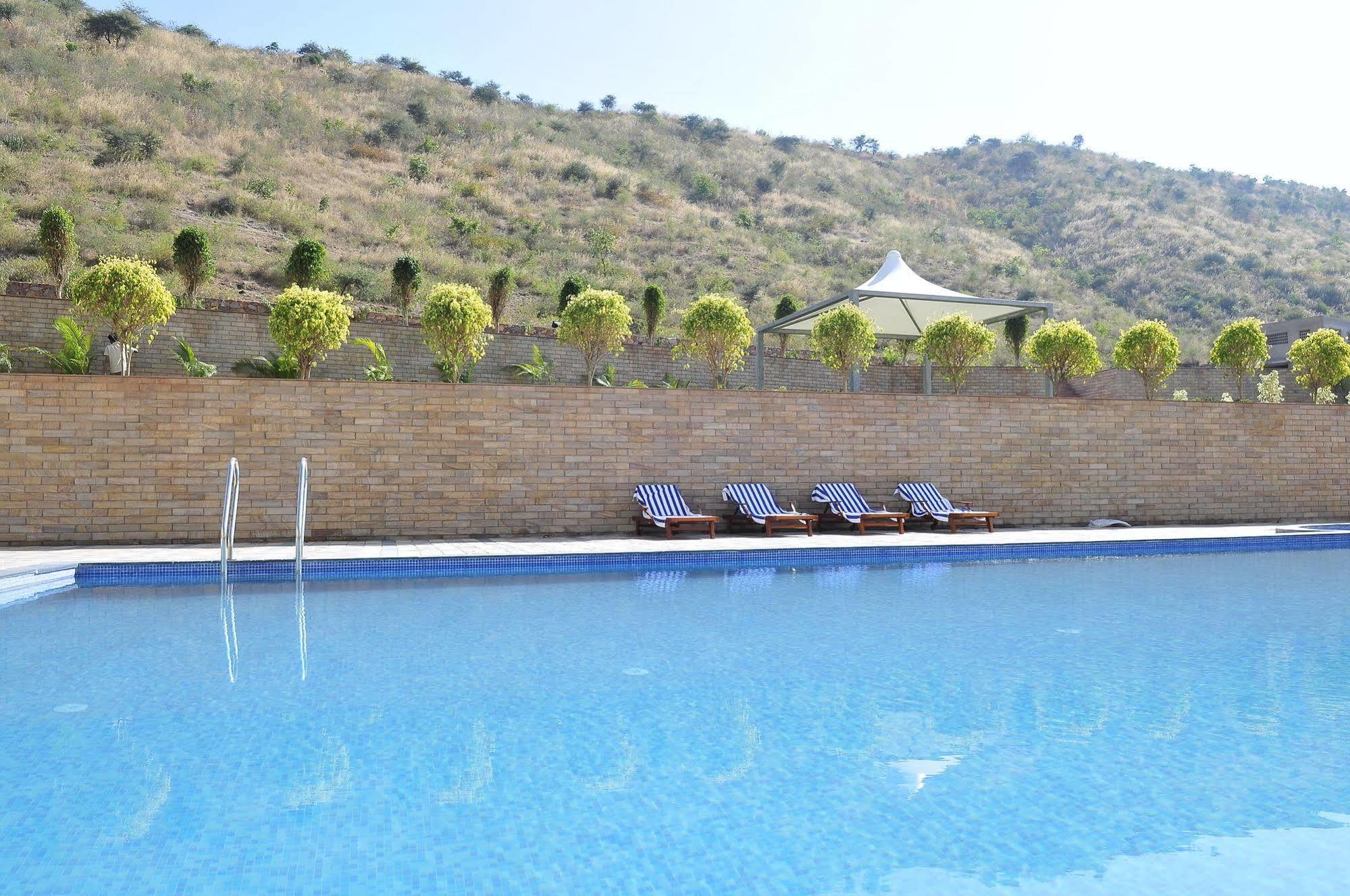 Cambay Resort, אודייפור מראה חיצוני תמונה